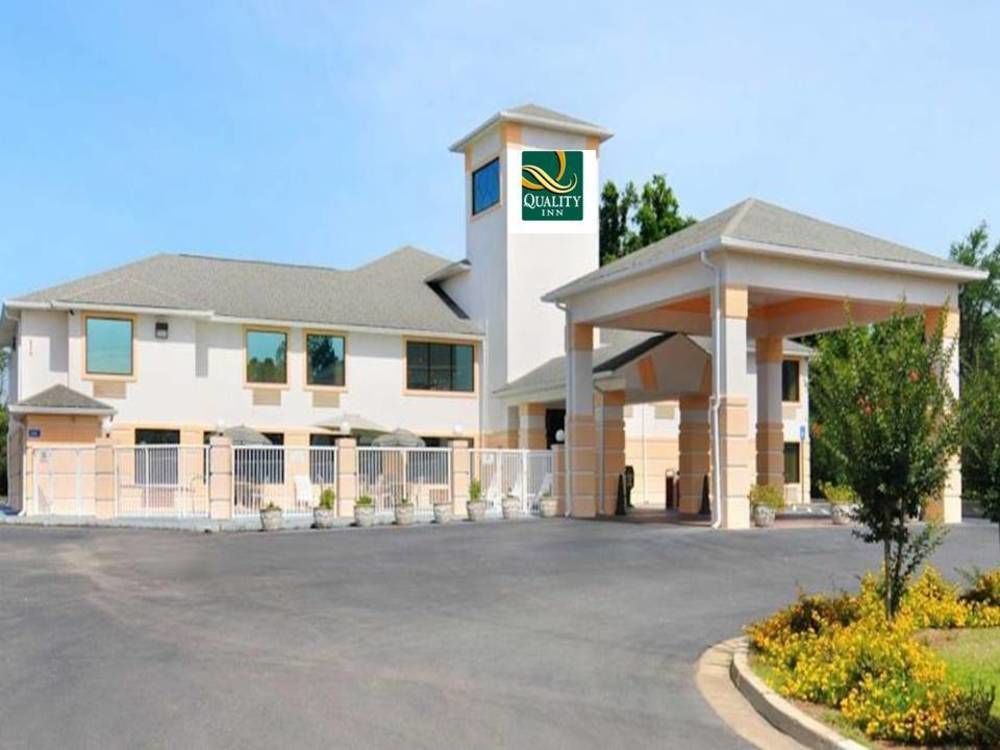 Quality Inn Sandersville Exterior photo