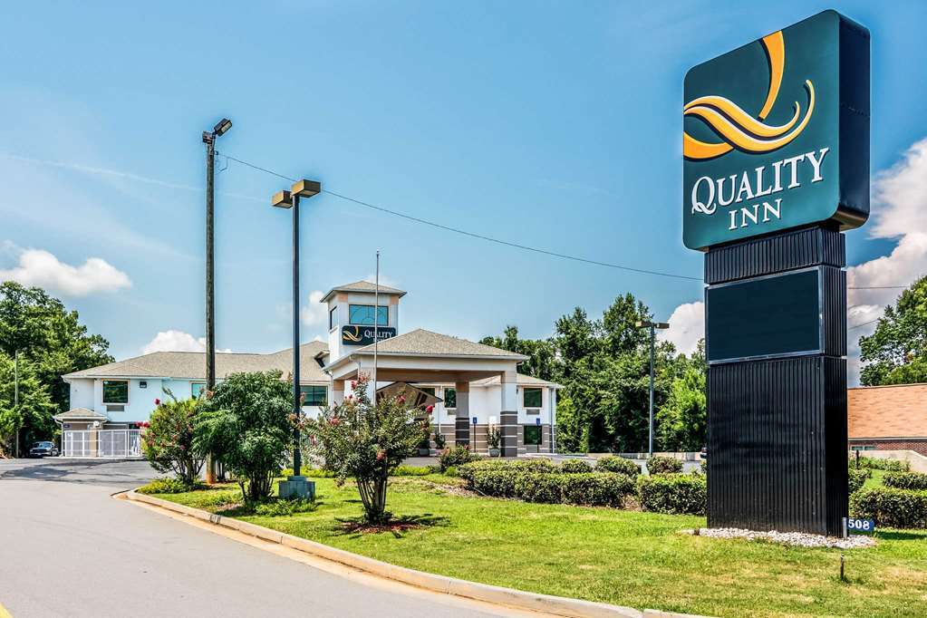 Quality Inn Sandersville Exterior photo